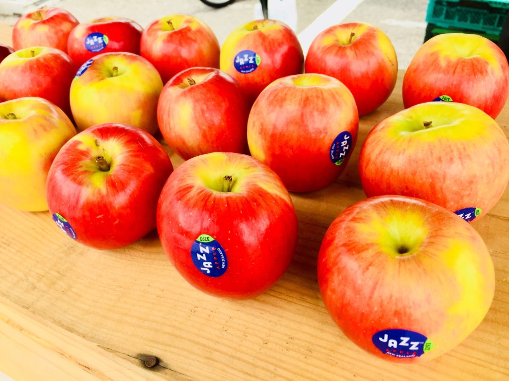 りんご王子が話題 りんご専門店 林檎道 丹波 丹波篠山の情報サイト 丹波ハピネスブログ